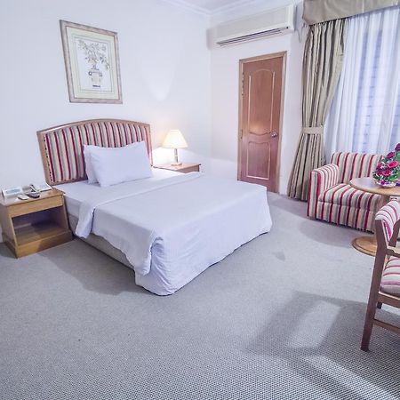 Hotel Swiss Park Dhaka Eksteriør billede
