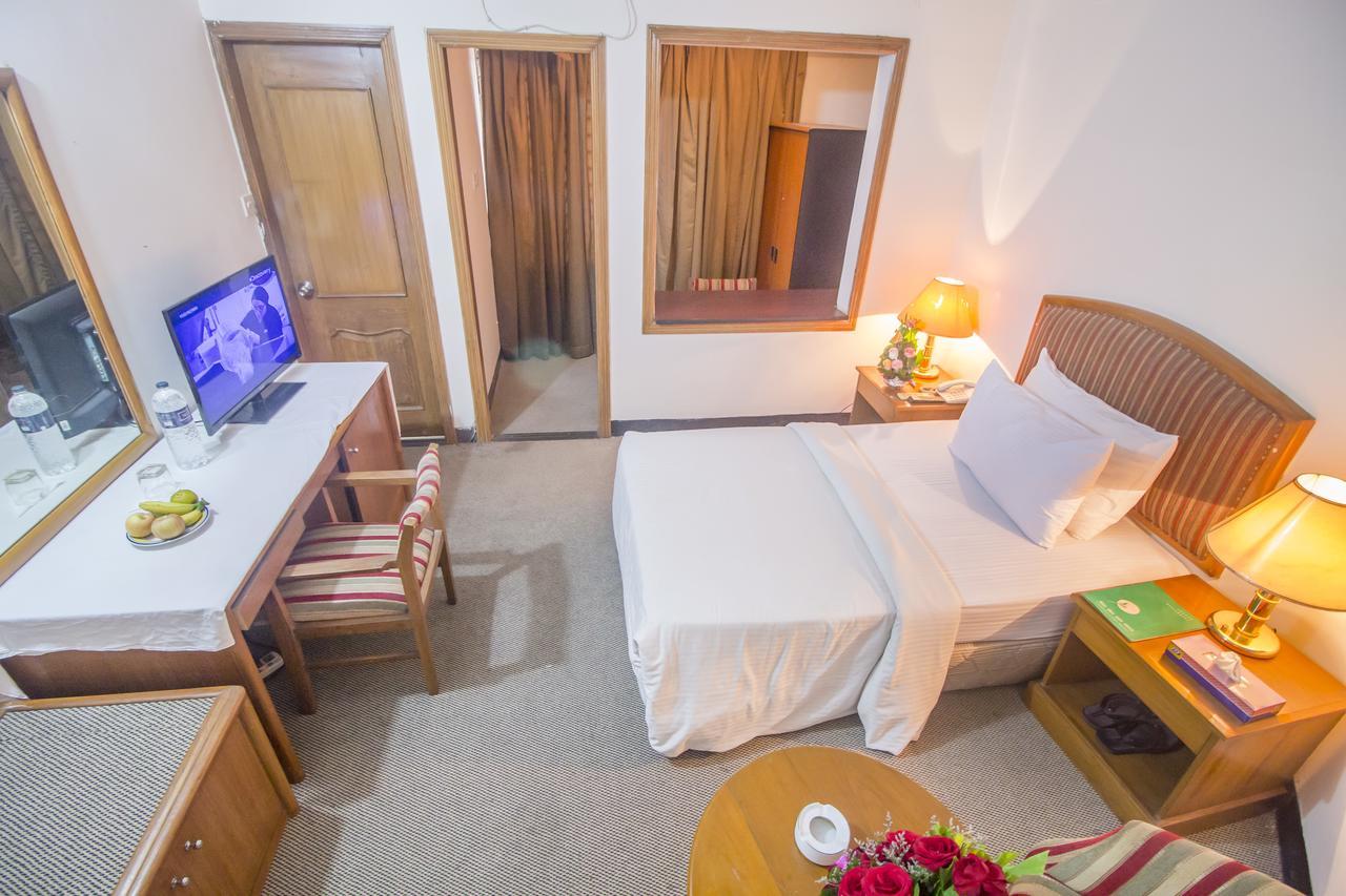 Hotel Swiss Park Dhaka Eksteriør billede