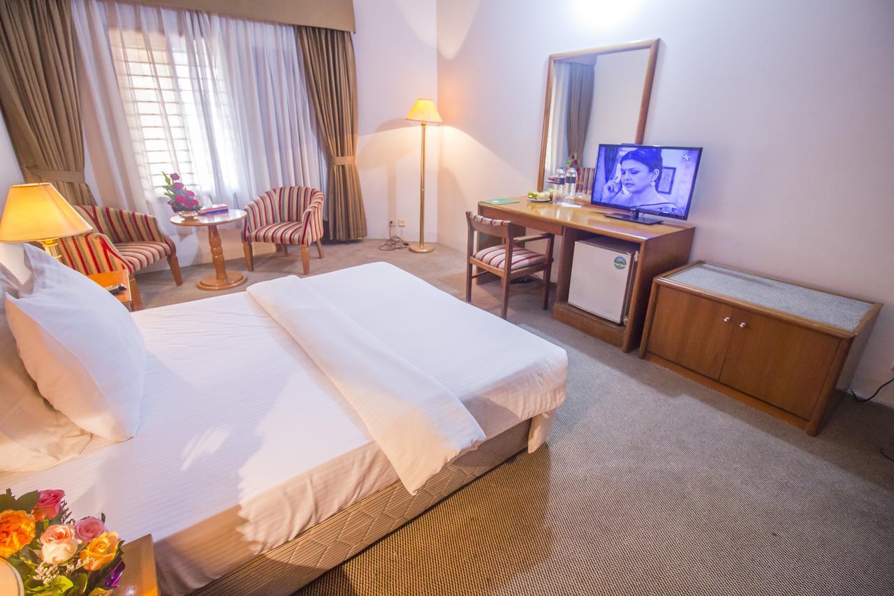 Hotel Swiss Park Dhaka Eksteriør billede